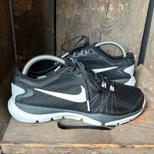 Nike Flex Supreme TR4 Training\Running Shoes\Sneakers Size 8